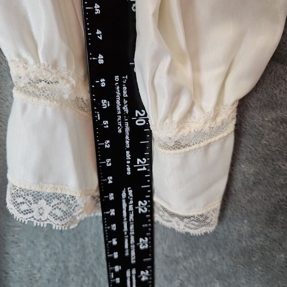 Vintage Barbizon Long Ivory Nightgown Lace Trim Size M Victorian Retro Romantic - Picture 10 of 12